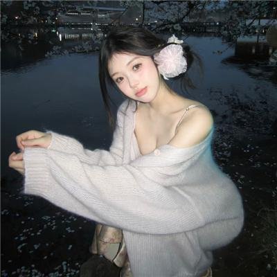 偷偷接吻